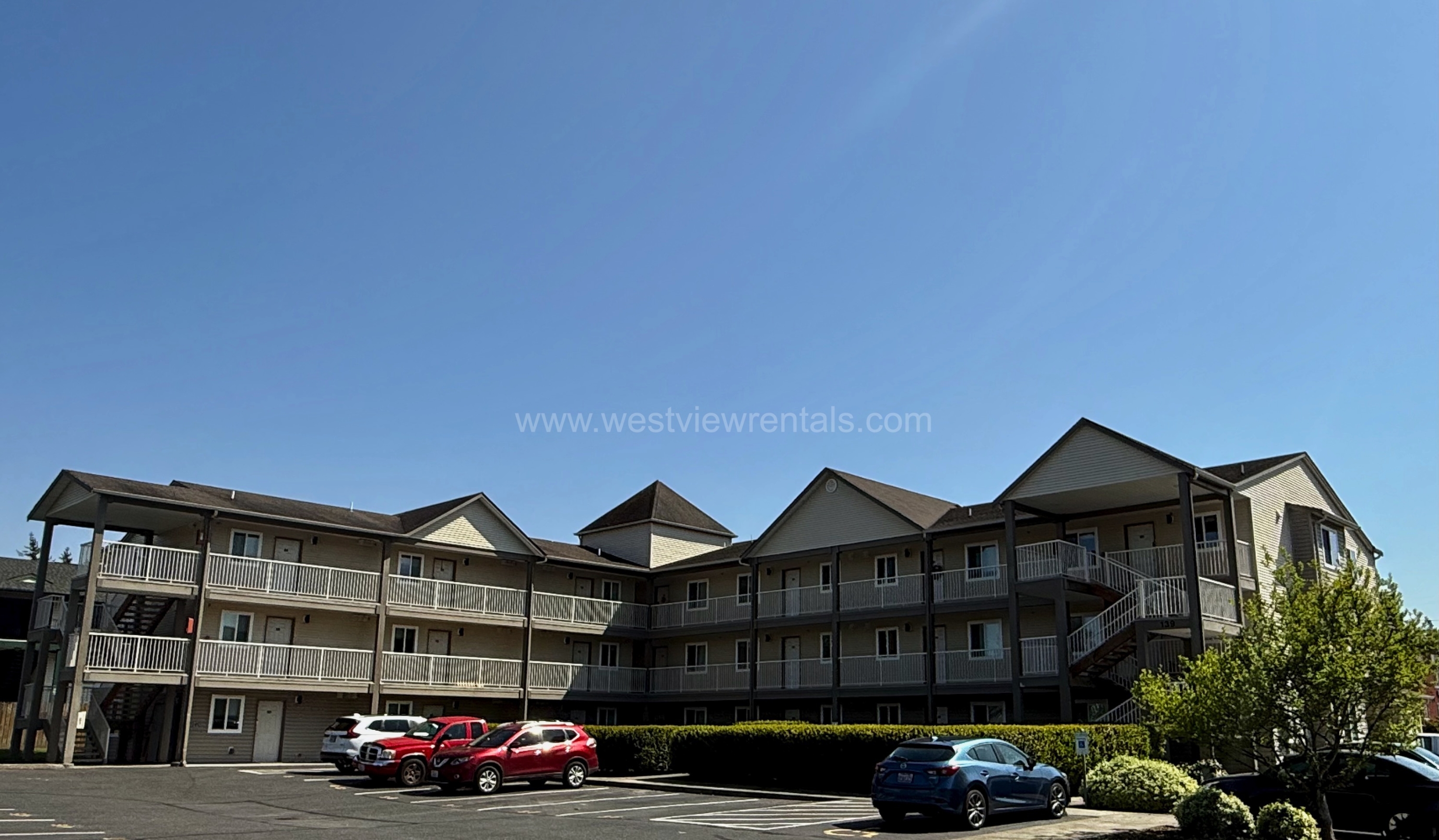 139 Prince Avenue - 202